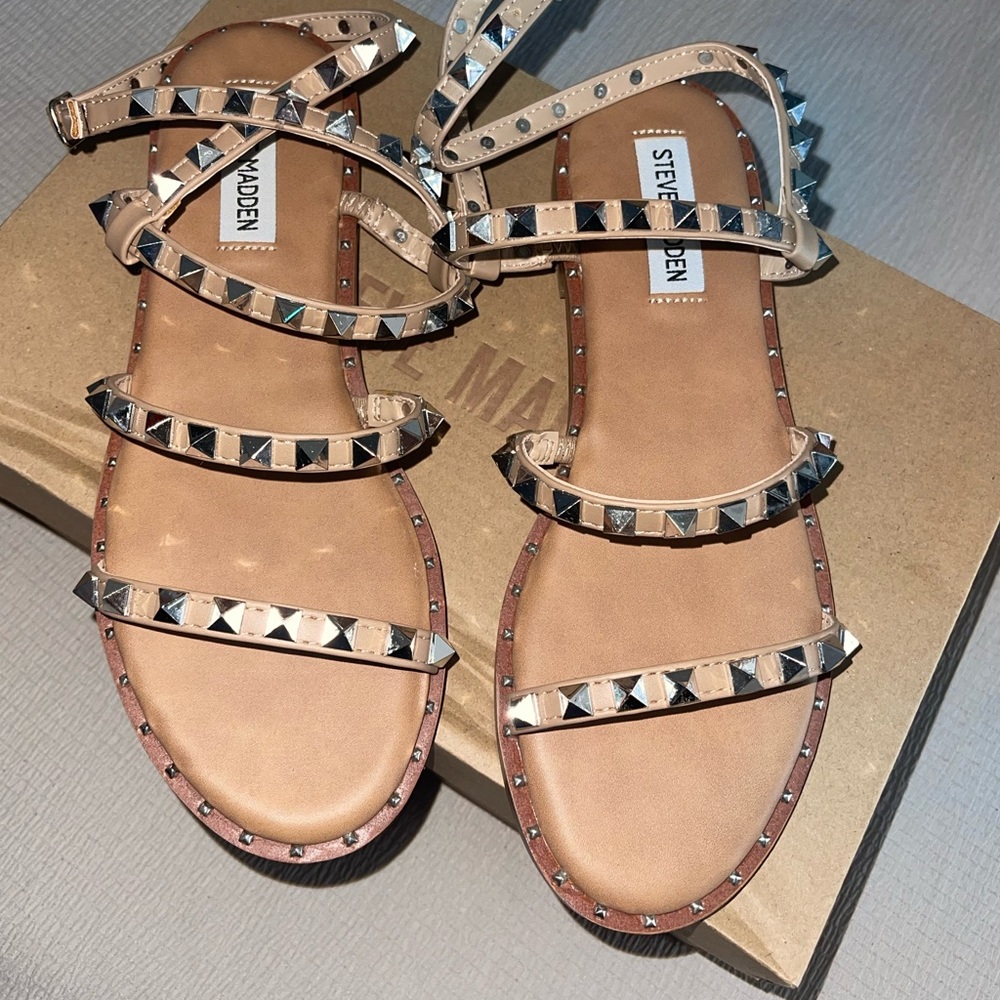 Steve Madden Travel Sandals